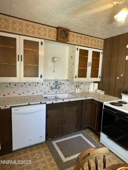 4 3rd, Mc Gill, Nevada 89318, 3 Bedrooms Bedrooms, ,1 BathroomBathrooms,Residential,Residential,3rd,250052394
