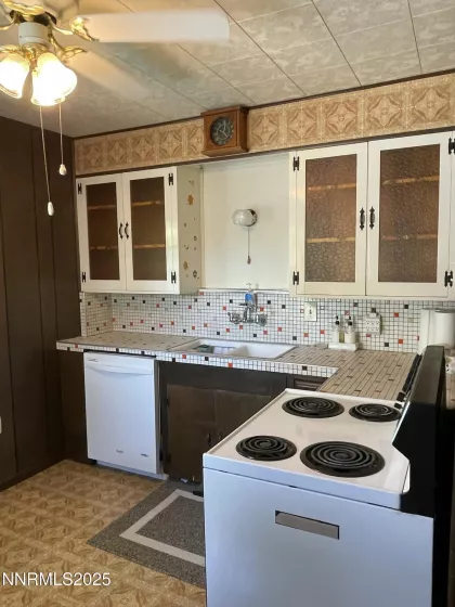 4 3rd, Mc Gill, Nevada 89318, 3 Bedrooms Bedrooms, ,1 BathroomBathrooms,Residential,Residential,3rd,250052394