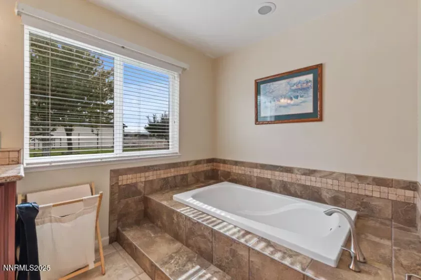 10 Desert Peak, Sparks, Nevada 89441, 4 Bedrooms Bedrooms, ,3 BathroomsBathrooms,Residential,Residential,Desert Peak,250052396
