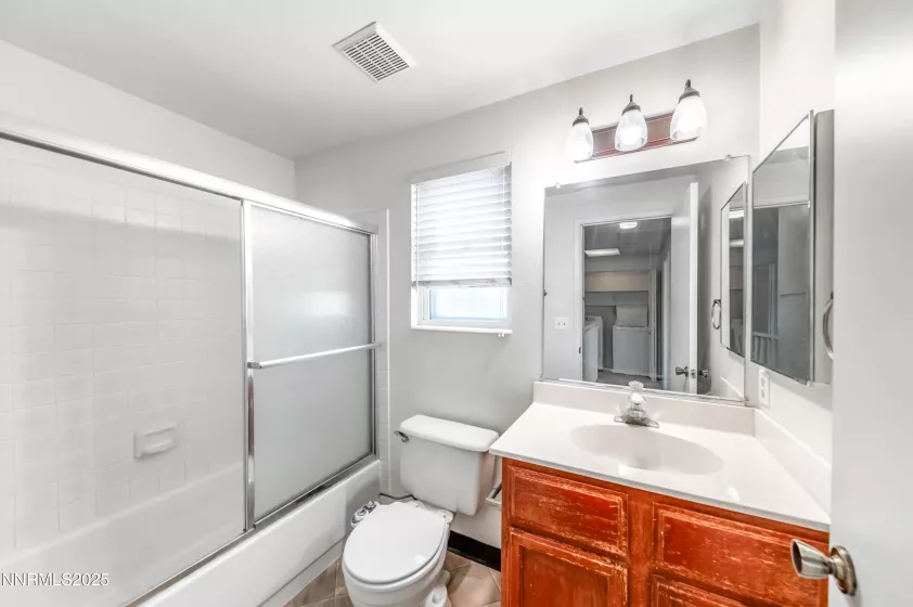 1263 Skylark, Sparks, Nevada 89434, 3 Bedrooms Bedrooms, ,3 BathroomsBathrooms,Residential,Residential,Skylark,250052395