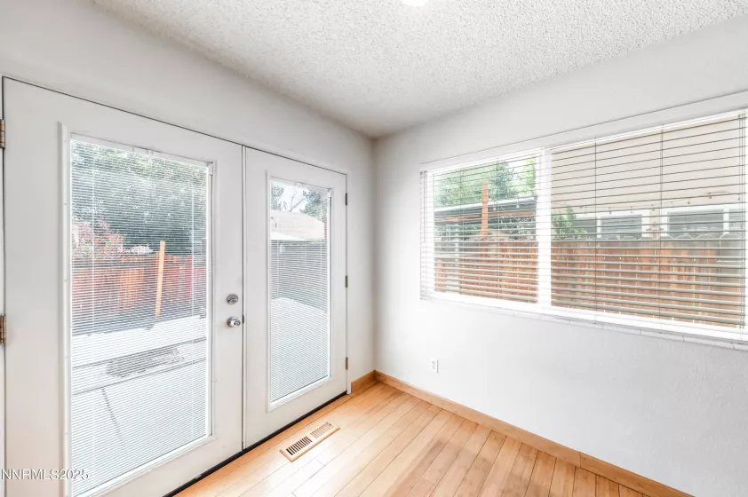 1263 Skylark, Sparks, Nevada 89434, 3 Bedrooms Bedrooms, ,3 BathroomsBathrooms,Residential,Residential,Skylark,250052395