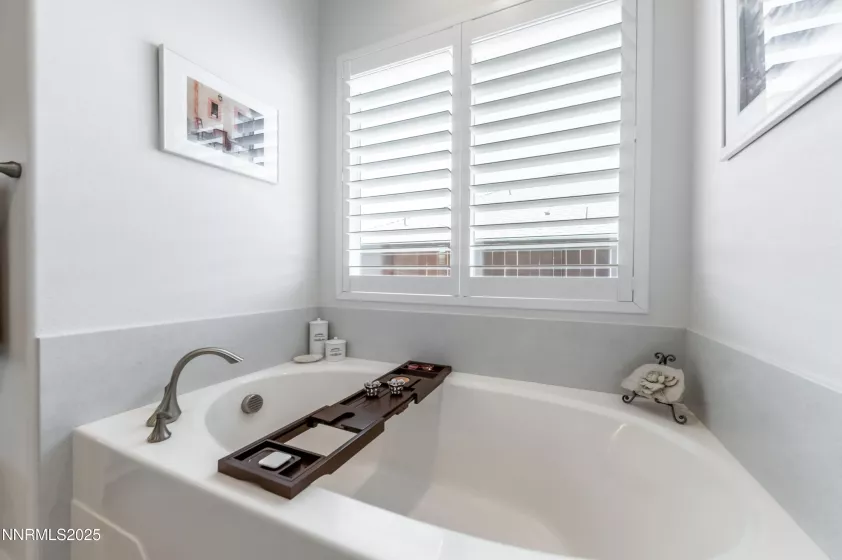 332 Blooming Sage, Spanish Springs, Nevada 89441, 5 Bedrooms Bedrooms, ,3 BathroomsBathrooms,Residential,Residential,Blooming Sage,250052399