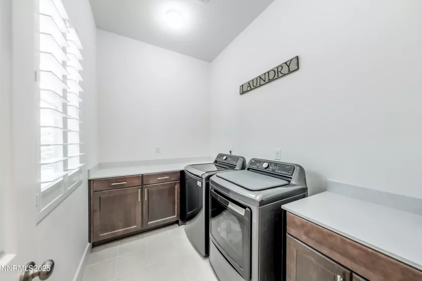 332 Blooming Sage, Spanish Springs, Nevada 89441, 5 Bedrooms Bedrooms, ,3 BathroomsBathrooms,Residential,Residential,Blooming Sage,250052399