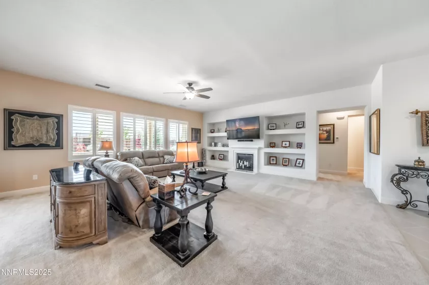 332 Blooming Sage, Spanish Springs, Nevada 89441, 5 Bedrooms Bedrooms, ,3 BathroomsBathrooms,Residential,Residential,Blooming Sage,250052399