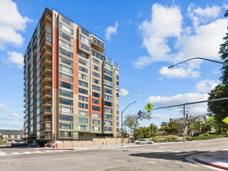 280 Island, Reno, Nevada 89501, 1 Bedroom Bedrooms, ,1 BathroomBathrooms,Residential,Residential,Island,250052400
