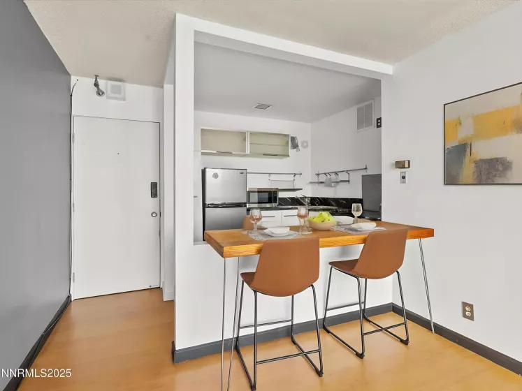 280 Island, Reno, Nevada 89501, 1 Bedroom Bedrooms, ,1 BathroomBathrooms,Residential,Residential,Island,250052400