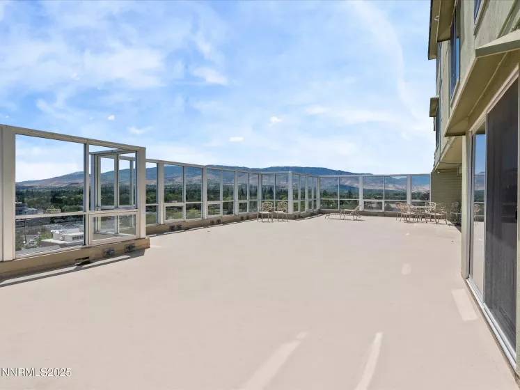 280 Island, Reno, Nevada 89501, 1 Bedroom Bedrooms, ,1 BathroomBathrooms,Residential,Residential,Island,250052400