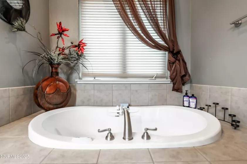 4433 Casey, Fallon, Nevada 89406, 4 Bedrooms Bedrooms, ,5 BathroomsBathrooms,Residential,Residential,Casey,250052401