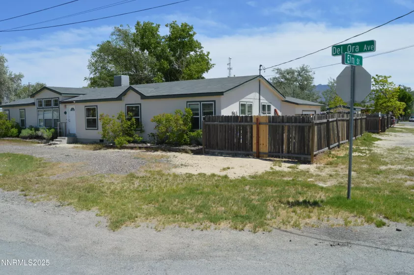 255 Elm, Gerlach, Nevada 89412, 3 Bedrooms Bedrooms, ,2 BathroomsBathrooms,Residential,Residential,Elm,250052407