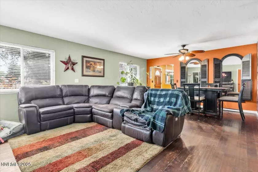 2659 Gordon, Minden, Nevada 89423, 4 Bedrooms Bedrooms, ,2 BathroomsBathrooms,Residential,Residential,Gordon,250052408