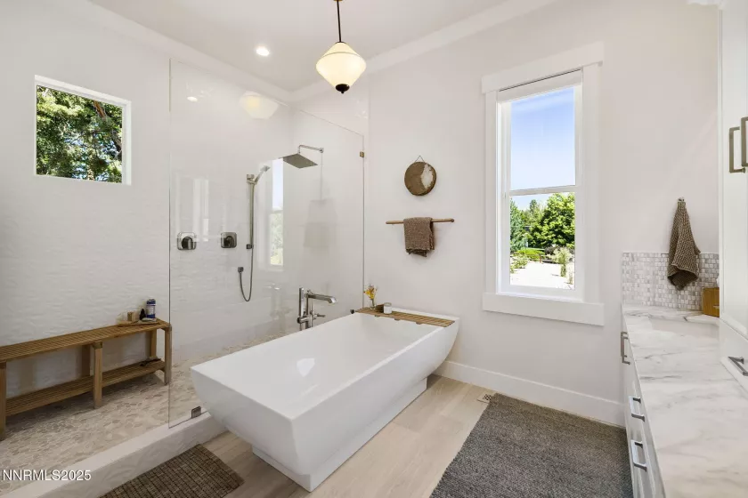 4305 Mountaingate, Reno, Nevada 89519, 4 Bedrooms Bedrooms, ,3 BathroomsBathrooms,Residential,Residential,Mountaingate,250052410