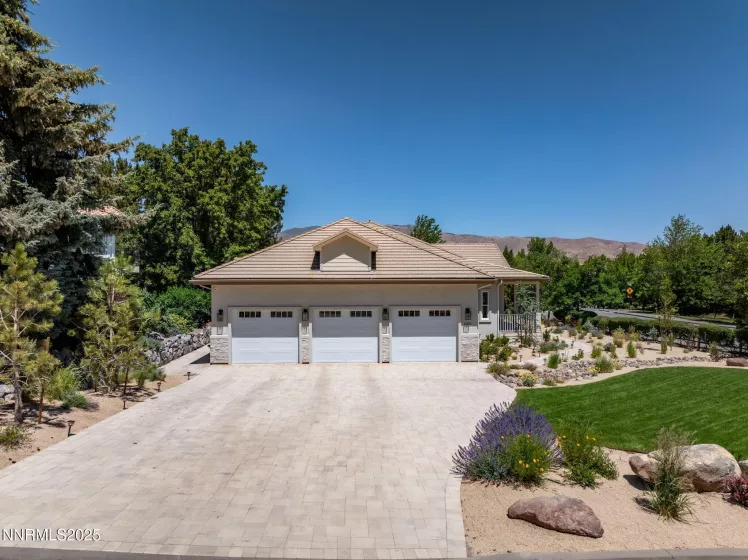 4305 Mountaingate, Reno, Nevada 89519, 4 Bedrooms Bedrooms, ,3 BathroomsBathrooms,Residential,Residential,Mountaingate,250052410