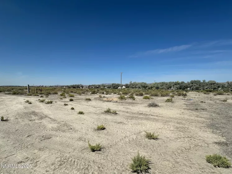 1100 Horseshoe Bend, Lovelock, Nevada 89419, 3 Bedrooms Bedrooms, ,2 BathroomsBathrooms,Residential,Residential,Horseshoe Bend,250052413