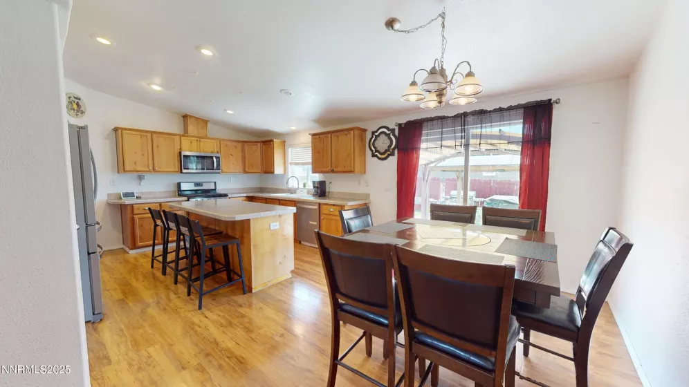3372 Crown Royal, Winnemucca, Nevada 89445, 3 Bedrooms Bedrooms, ,2 BathroomsBathrooms,Residential,Residential,Crown Royal,250052416