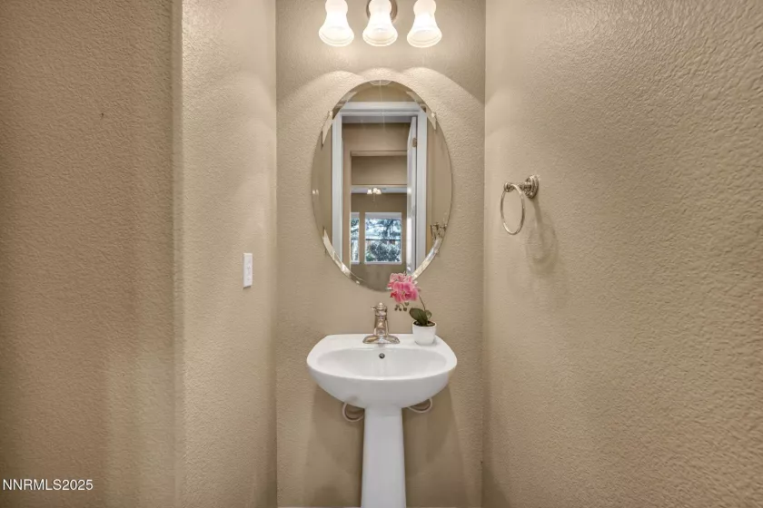 2125 Heavenly View, Reno, Nevada 89523, 4 Bedrooms Bedrooms, ,4 BathroomsBathrooms,Residential,Residential,Heavenly View,250052382