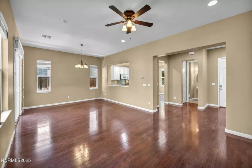 2125 Heavenly View, Reno, Nevada 89523, 4 Bedrooms Bedrooms, ,4 BathroomsBathrooms,Residential,Residential,Heavenly View,250052382