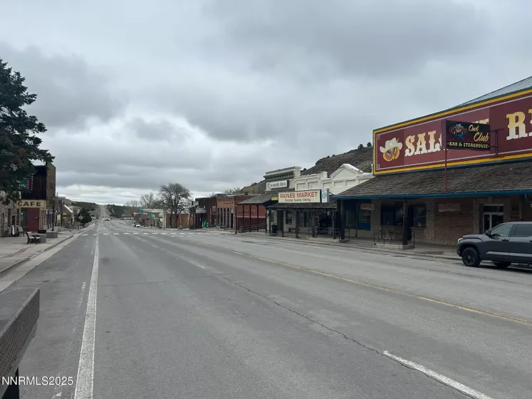 Eureka has good grocery/hardware store several restaurant's and bars and is a quaint Western town. Good schools, several churches.