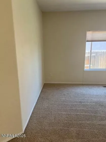 3262 Bentgrass, Sparks, Nevada 89431, 4 Bedrooms Bedrooms, ,3 BathroomsBathrooms,Residential,Residential,Bentgrass,250052385
