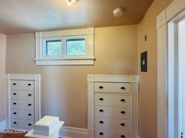 1465 Central, Lovelock, Nevada 89419, 4 Bedrooms Bedrooms, ,2 BathroomsBathrooms,Residential,Residential,Central,250052387