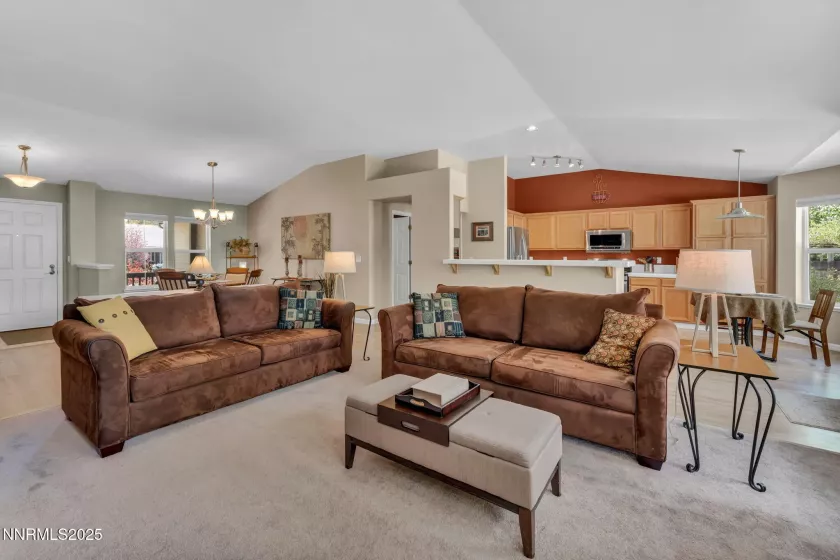 2962 Del Rio, Minden, Nevada 89423, 3 Bedrooms Bedrooms, ,3 BathroomsBathrooms,Residential,Residential,Del Rio,250052388