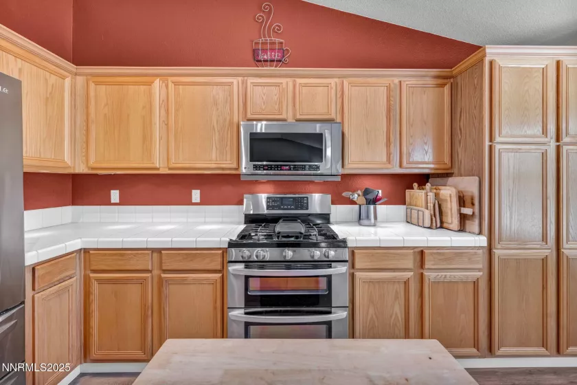 2962 Del Rio, Minden, Nevada 89423, 3 Bedrooms Bedrooms, ,3 BathroomsBathrooms,Residential,Residential,Del Rio,250052388