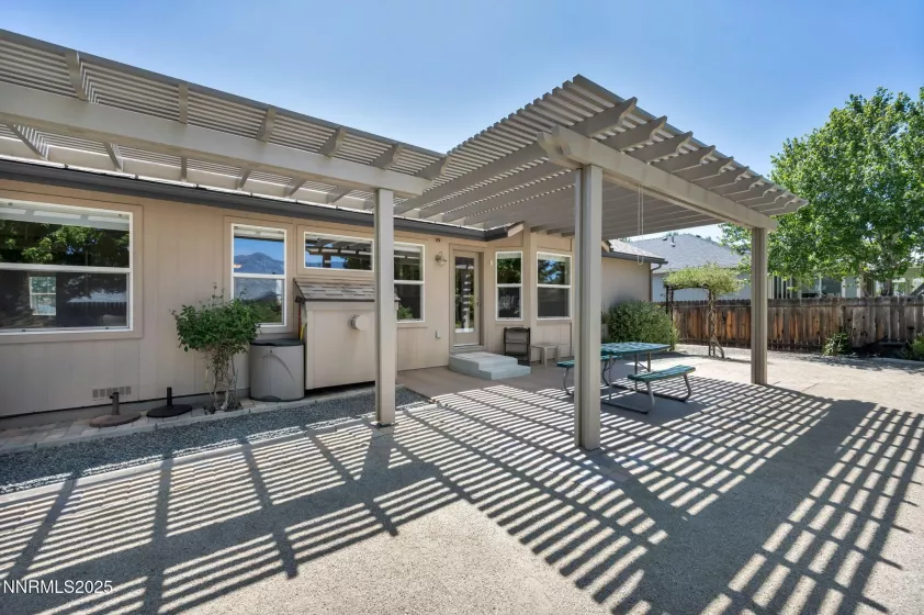 2962 Del Rio, Minden, Nevada 89423, 3 Bedrooms Bedrooms, ,3 BathroomsBathrooms,Residential,Residential,Del Rio,250052388