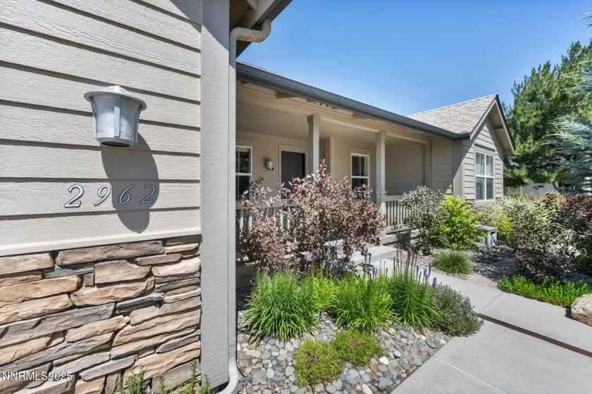 2962 Del Rio, Minden, Nevada 89423, 3 Bedrooms Bedrooms, ,3 BathroomsBathrooms,Residential,Residential,Del Rio,250052388