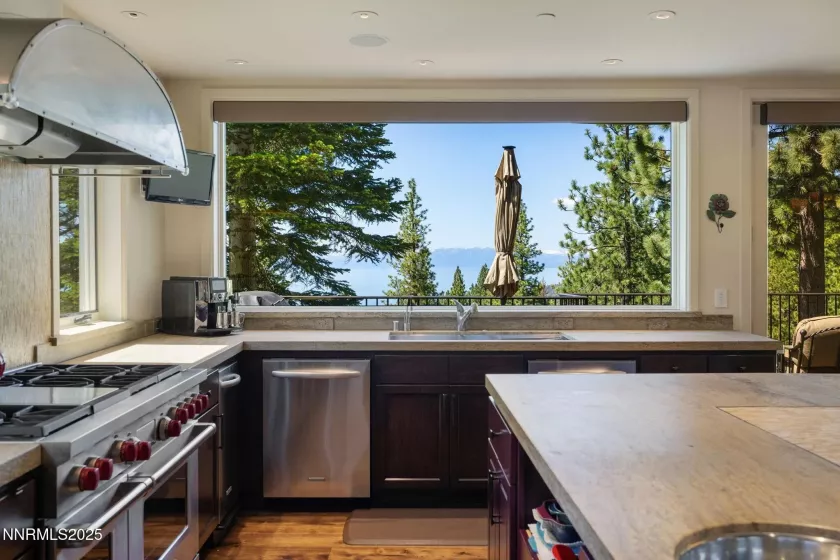 587 Fallen Leaf, Incline Village, Nevada 89451, 4 Bedrooms Bedrooms, ,6 BathroomsBathrooms,Residential,Residential,Fallen Leaf,250052389