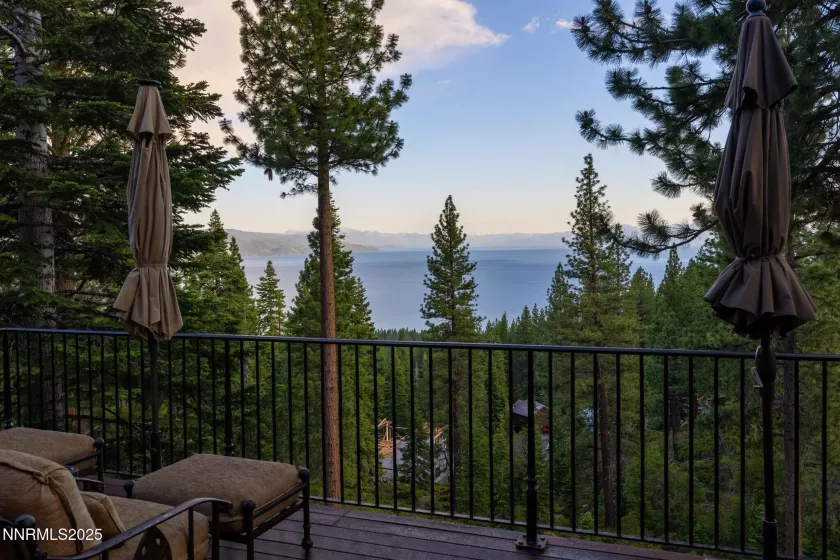 587 Fallen Leaf, Incline Village, Nevada 89451, 4 Bedrooms Bedrooms, ,6 BathroomsBathrooms,Residential,Residential,Fallen Leaf,250052389