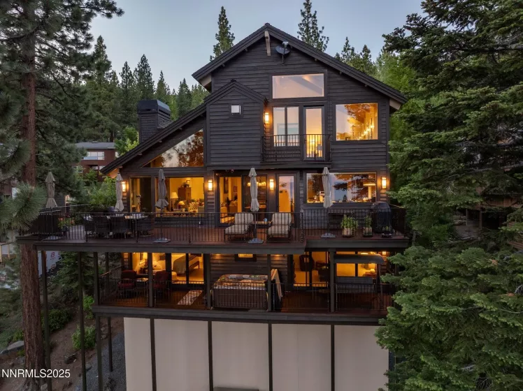 587 Fallen Leaf, Incline Village, Nevada 89451, 4 Bedrooms Bedrooms, ,6 BathroomsBathrooms,Residential,Residential,Fallen Leaf,250052389