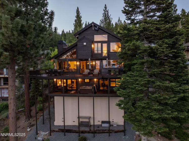 587 Fallen Leaf, Incline Village, Nevada 89451, 4 Bedrooms Bedrooms, ,6 BathroomsBathrooms,Residential,Residential,Fallen Leaf,250052389