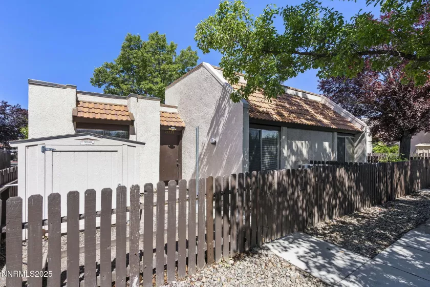 1055 Baywood, Sparks, Nevada 89434, 1 Bedroom Bedrooms, ,1 BathroomBathrooms,Residential,Residential,Baywood,250052397