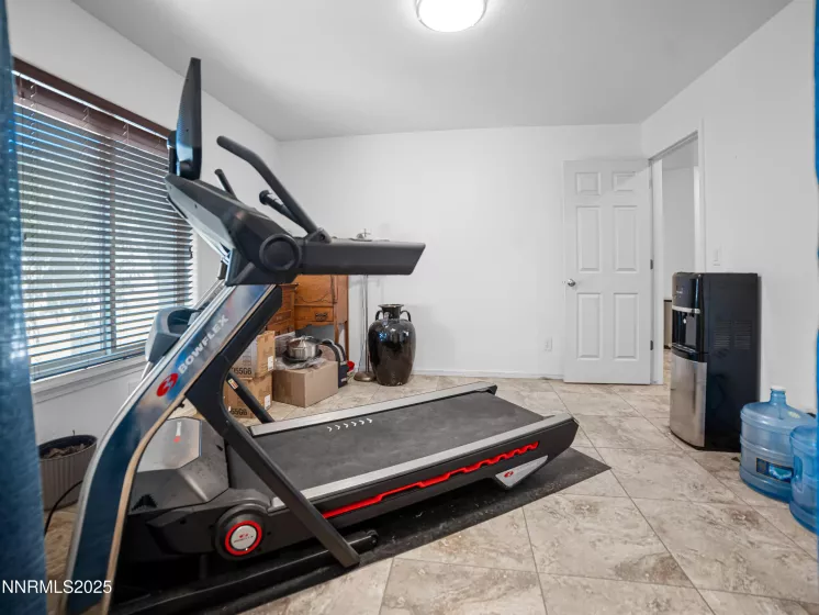 5533 Carson, Winnemucca, Nevada 89445, 5 Bedrooms Bedrooms, ,3 BathroomsBathrooms,Residential,Residential,Carson,250052403