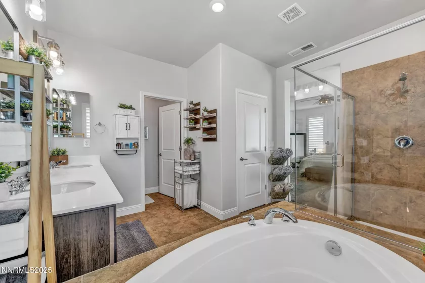 7267 Early Dawn, Sparks, Nevada 89436, 4 Bedrooms Bedrooms, ,2 BathroomsBathrooms,Residential,Residential,Early Dawn,250052419