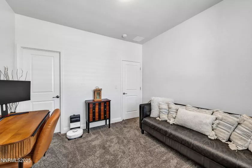 7267 Early Dawn, Sparks, Nevada 89436, 4 Bedrooms Bedrooms, ,2 BathroomsBathrooms,Residential,Residential,Early Dawn,250052419