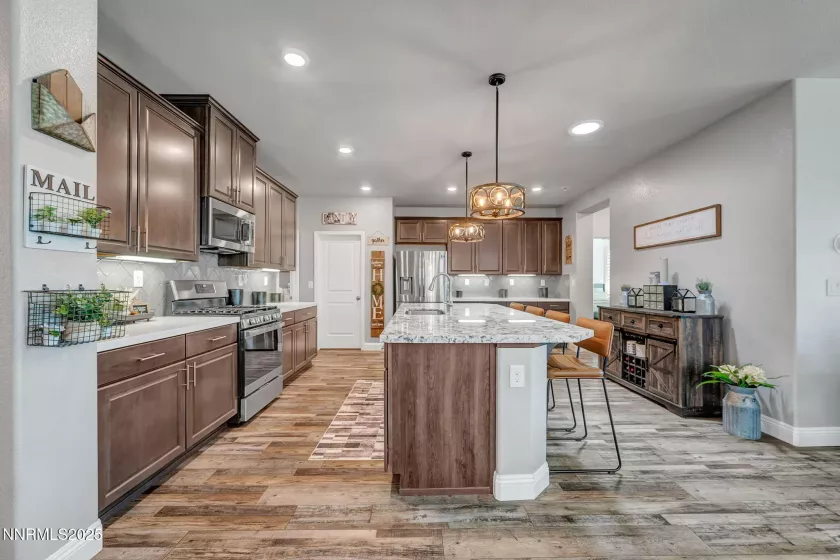 7267 Early Dawn, Sparks, Nevada 89436, 4 Bedrooms Bedrooms, ,2 BathroomsBathrooms,Residential,Residential,Early Dawn,250052419