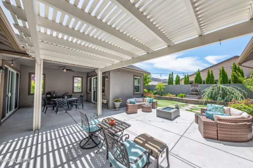 2300 Brego, Reno, Nevada 89521, 2 Bedrooms Bedrooms, ,2 BathroomsBathrooms,Residential,Residential,Brego,250052420