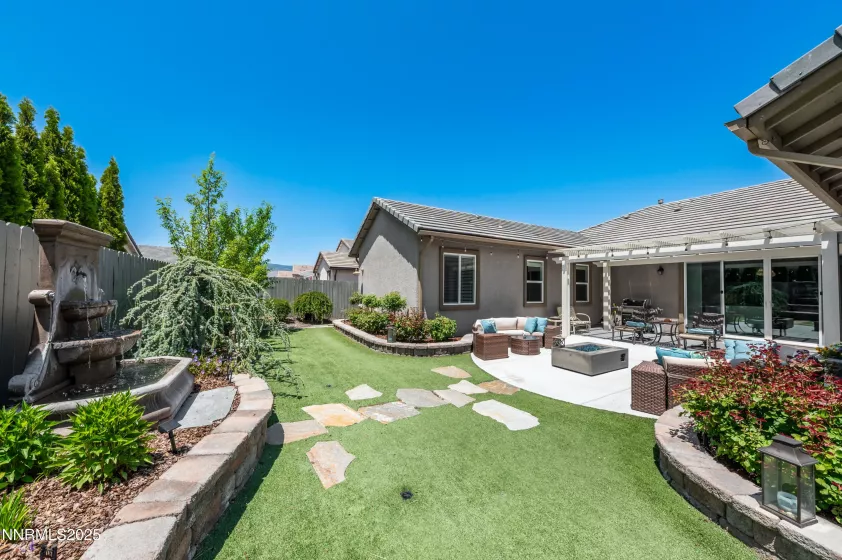 2300 Brego, Reno, Nevada 89521, 2 Bedrooms Bedrooms, ,2 BathroomsBathrooms,Residential,Residential,Brego,250052420