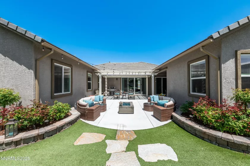 2300 Brego, Reno, Nevada 89521, 2 Bedrooms Bedrooms, ,2 BathroomsBathrooms,Residential,Residential,Brego,250052420