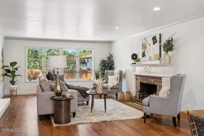 1120 Monroe, Reno, Nevada 89509, 4 Bedrooms Bedrooms, ,3 BathroomsBathrooms,Residential,Residential,Monroe,250052421