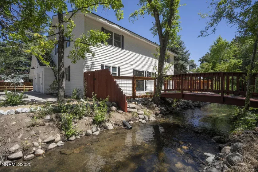 1120 Monroe, Reno, Nevada 89509, 4 Bedrooms Bedrooms, ,3 BathroomsBathrooms,Residential,Residential,Monroe,250052421