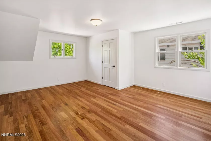 1120 Monroe, Reno, Nevada 89509, 4 Bedrooms Bedrooms, ,3 BathroomsBathrooms,Residential,Residential,Monroe,250052421