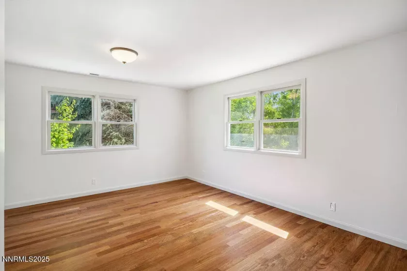 1120 Monroe, Reno, Nevada 89509, 4 Bedrooms Bedrooms, ,3 BathroomsBathrooms,Residential,Residential,Monroe,250052421