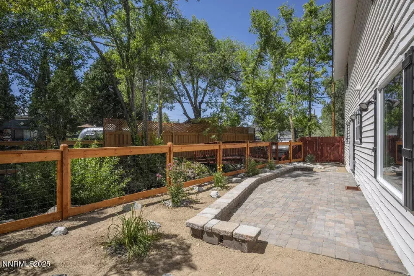 1120 Monroe, Reno, Nevada 89509, 4 Bedrooms Bedrooms, ,3 BathroomsBathrooms,Residential,Residential,Monroe,250052421