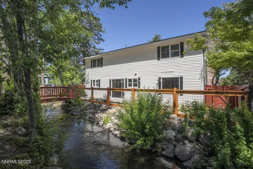 1120 Monroe, Reno, Nevada 89509, 4 Bedrooms Bedrooms, ,3 BathroomsBathrooms,Residential,Residential,Monroe,250052421