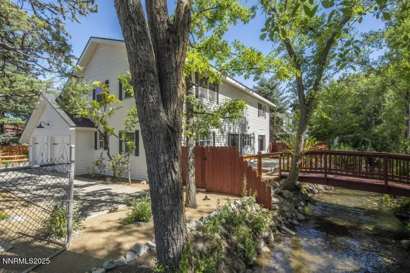 1120 Monroe, Reno, Nevada 89509, 4 Bedrooms Bedrooms, ,3 BathroomsBathrooms,Residential,Residential,Monroe,250052421