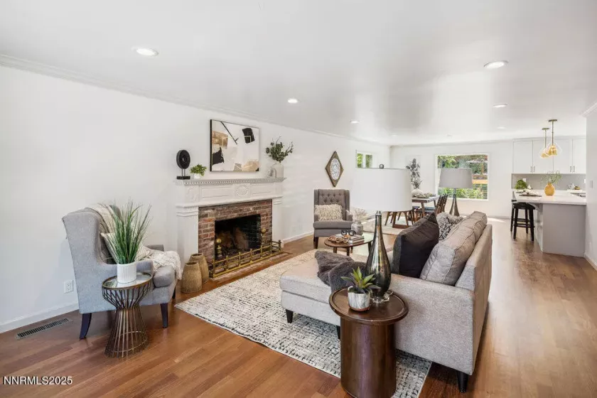 1120 Monroe, Reno, Nevada 89509, 4 Bedrooms Bedrooms, ,3 BathroomsBathrooms,Residential,Residential,Monroe,250052421