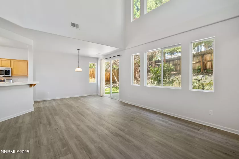 2493 Bentley, Reno, Nevada 89523, 4 Bedrooms Bedrooms, ,3 BathroomsBathrooms,Residential,Residential,Bentley,250052422