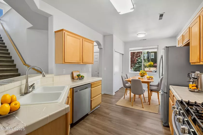 2493 Bentley, Reno, Nevada 89523, 4 Bedrooms Bedrooms, ,3 BathroomsBathrooms,Residential,Residential,Bentley,250052422