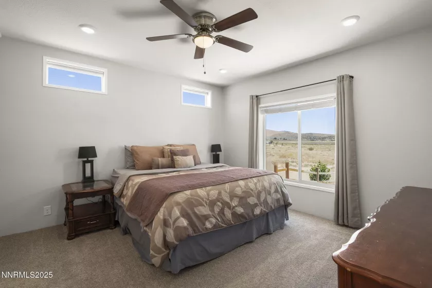 40 Owens, Reno, Nevada 89506, 3 Bedrooms Bedrooms, ,2 BathroomsBathrooms,Residential,Residential,Owens,250052423